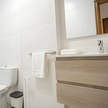 Apartment Exclusivo Con Balcones Aire Acondicionado Garaje Wifi Solo Se Aceptan Familias Y Parejas